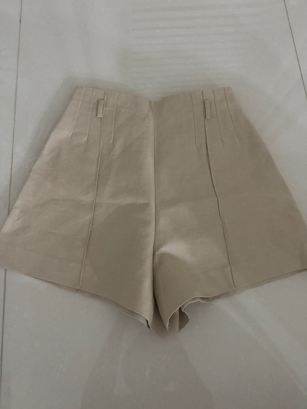 MAJE High-Waist Tailored Women's Shorts - Beige